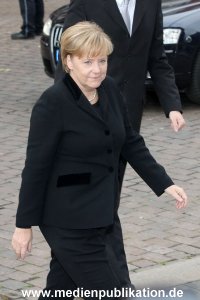 Loki Schmidt 01112010 110