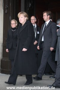 Loki Schmidt 01112010 128