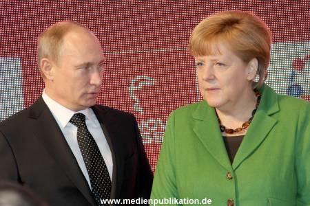 Messerundgang Putin 08042013 002