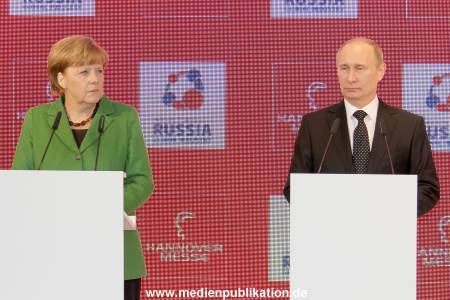 Messerundgang Putin 08042013 017