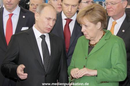 Messerundgang Putin 08042013 032