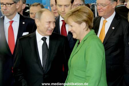 Messerundgang Putin 08042013 037