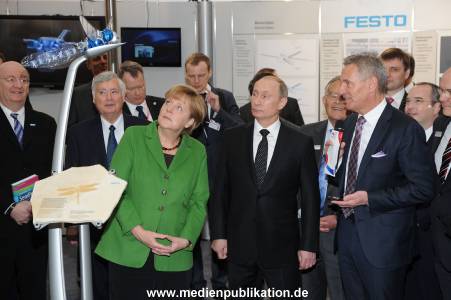 Messerundgang Putin 08042013 060