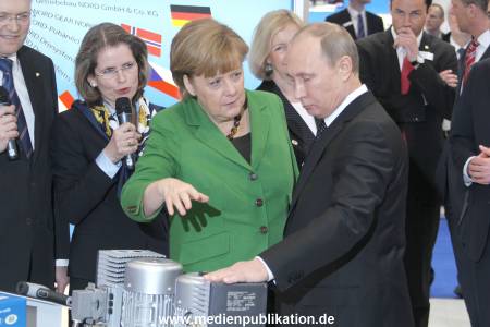 Messerundgang Putin 08042013 075