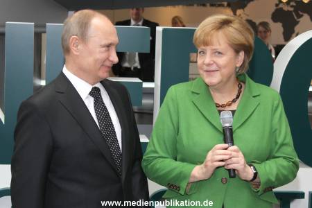 Messerundgang Putin 08042013 116