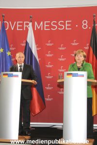 Messerundgang Putin 08042013 160