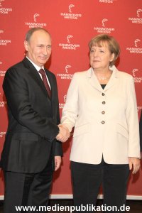 Putin Messe 07042013 013