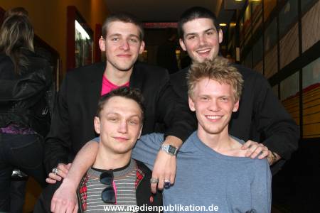 Dorfpunks Abaton 16042009 037
