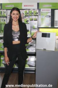 Rebecca Mir 15052018 121