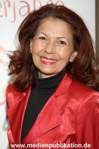 Charity Lunch 19042010 018