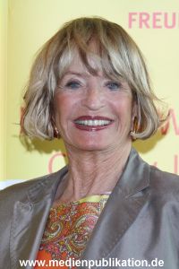 Charity Lunch 07082012 014