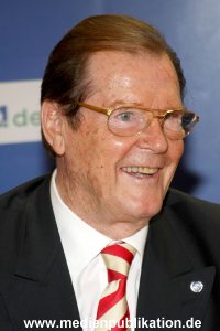 Roger Moore Thalia 30052009 026