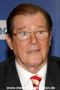 Roger Moore Thalia 30052009 028