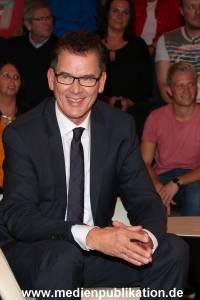 Lanz Sendung 1 23092015 022