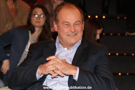 Lanz Sendung1 16112016 016