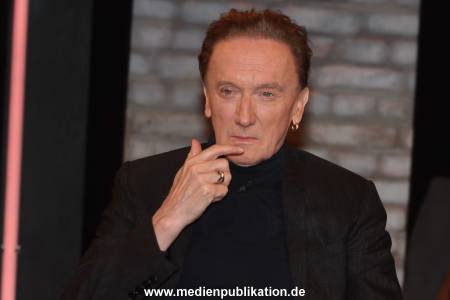Talkshow 3nach9 13052022 019