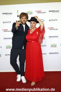 GoldeneBildDerFrau 11102023 081