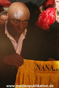 Pacha Charity 2005 020