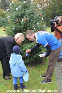 Van Der Vaart 08112012 012