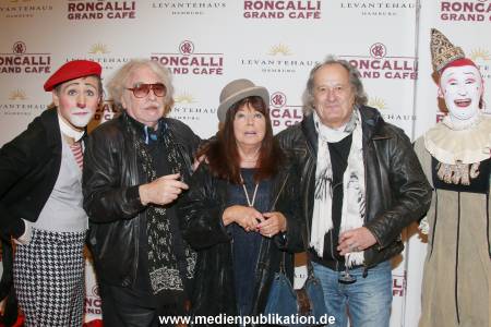 Roncalli Cafe 01122015 085