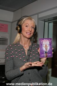 Desiree Nick 05122005 008