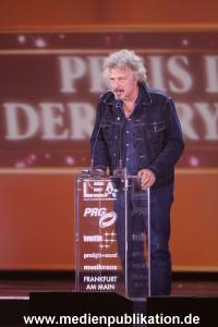 LEA Award 04042016 1089