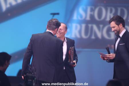LEA Award 04042016 866