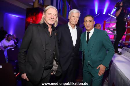 Universum Boxing Night 12122024 111