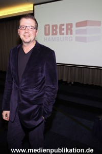 Ueber Hamburg 07122011 031
