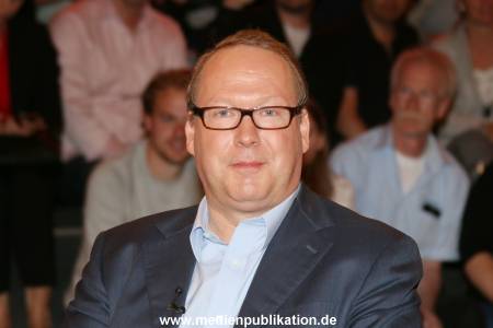 Lanz Sendung2 10062015 012