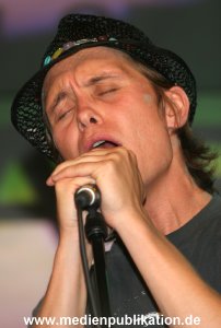 Mark Owen Saturn 04072005 010