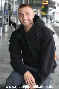Dschungelcamp Ankunft Filip 10022022 018