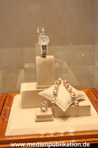 Pearls Chopard 24092012 001