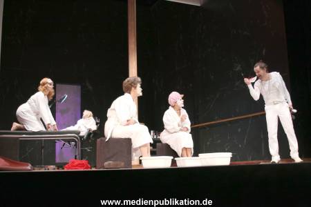 Die Damen warten 24012014 040