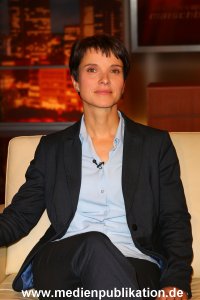 Maischberger 25112014 022