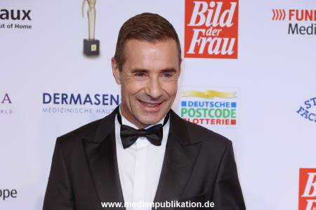 GoldeneBildDerFrau 09112022 603