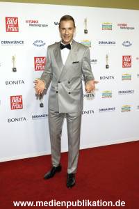 GoldeneBildDerFrau 11102023 022