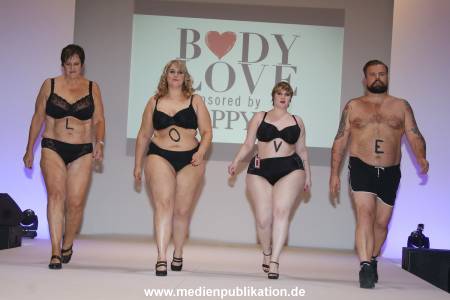 Plus Size Fashion 29102016 110