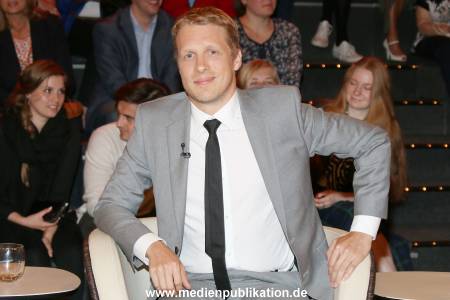 Lanz Sendung2 10062015 020