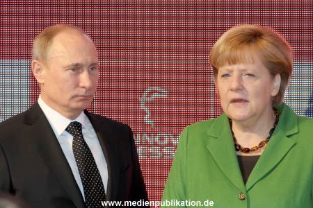 Messerundgang Putin 08042013 001