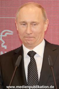 Messerundgang Putin 08042013 011