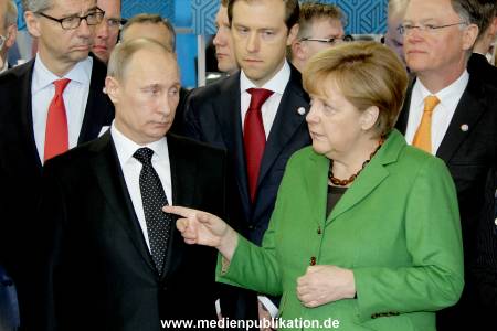 Messerundgang Putin 08042013 036