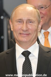 Messerundgang Putin 08042013 082