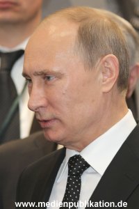Messerundgang Putin 08042013 083