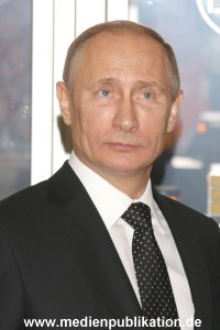 Messerundgang Putin 08042013 090