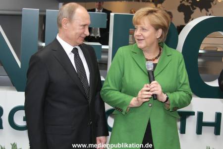 Messerundgang Putin 08042013 115
