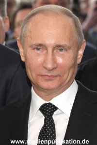 Messerundgang Putin 08042013 127