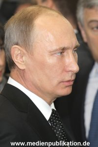 Messerundgang Putin 08042013 138
