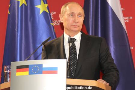 Messerundgang Putin 08042013 139