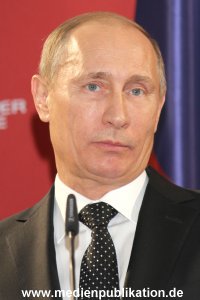 Messerundgang Putin 08042013 144